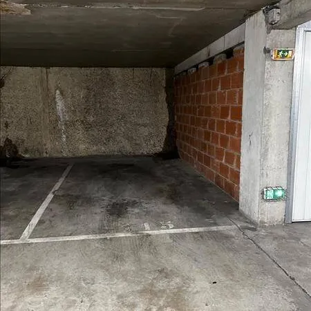 Stationnement Location Toulouse   18000€