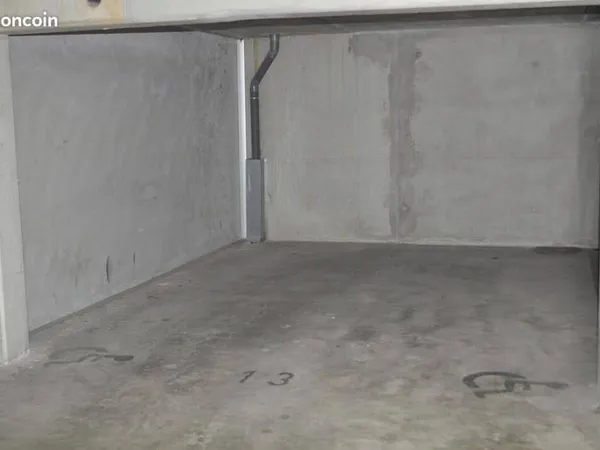 Parking 17 m²