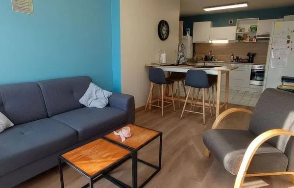 Appartement 1 pièce 87 m²