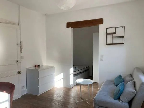Studio 1 pièce 21 m²