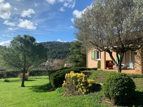 Maison 6 pièces 122 m²