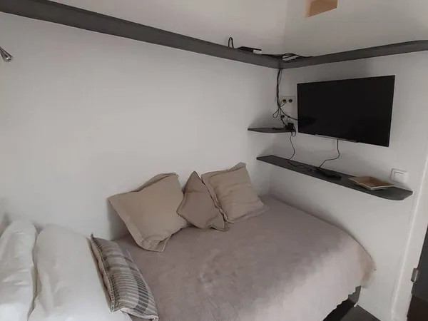 Studio 1 pièce 12 m²