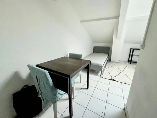 Studio 1 pièce 15 m²