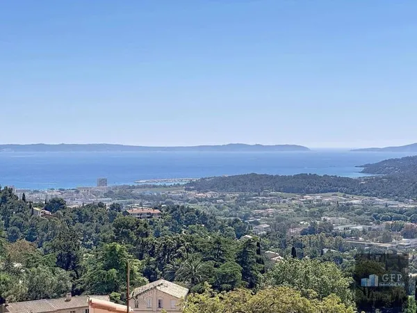 Villa 5 pièces 106 m²