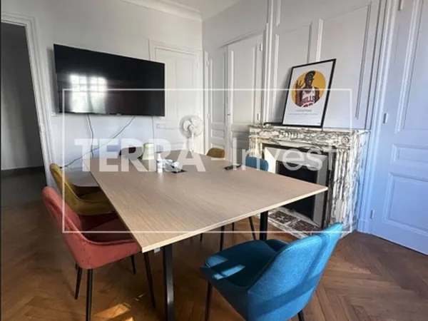 Bureaux 100 m²