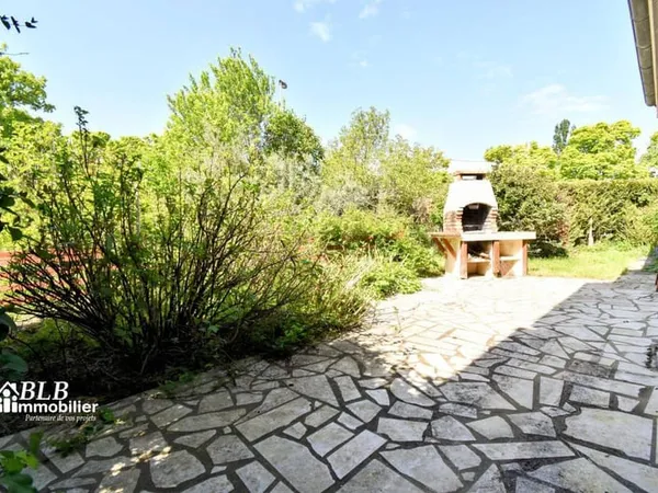 Maison 5 pièces 138 m²
