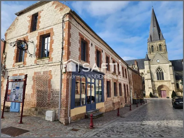 Commerce 311 m²