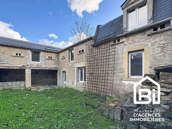 Maison 8 pièces 217 m²