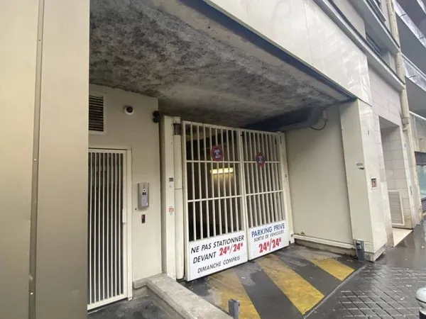 Stationnement Vente Paris   15900€