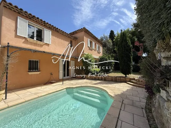 Villa 6 pièces 113 m²