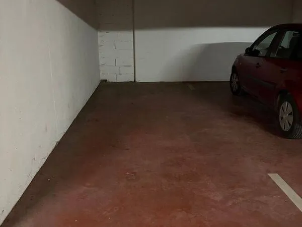 Parking 15 m²