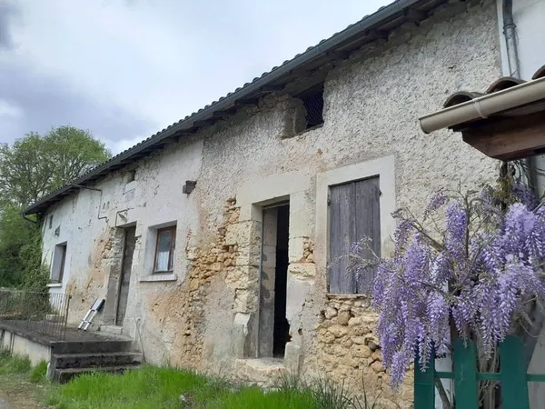 Maison 1 pièce 215 m²