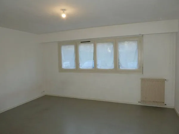 Studio 1 pièce 25 m²