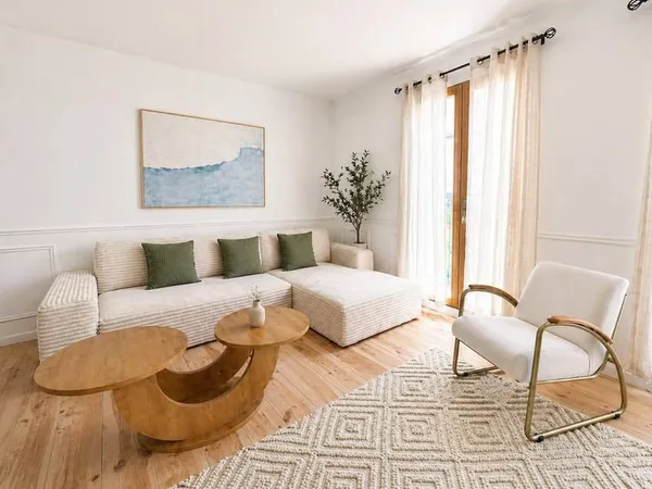 Appartement 1 pièce 75 m²