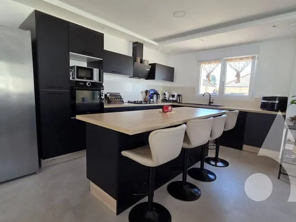 Maison 5 pièces 104 m²