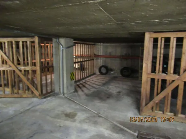 Parking 15 m²