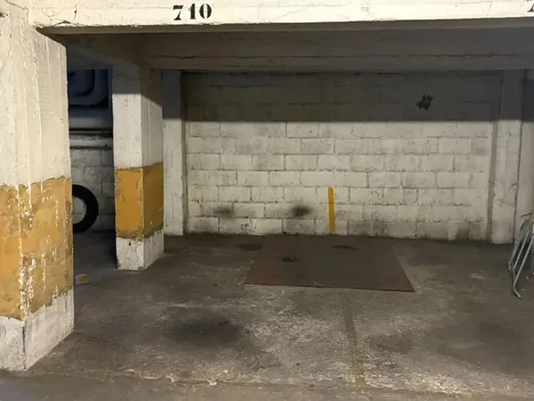 Parking 9 m²