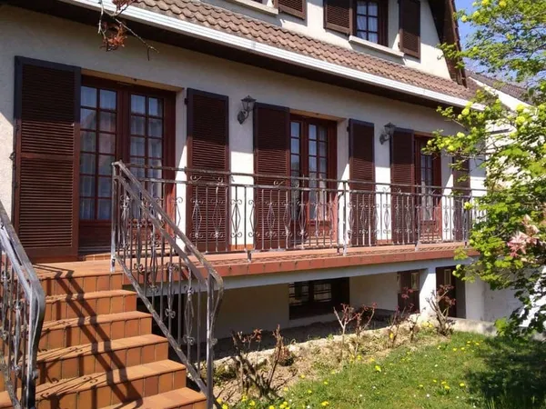 Maison 7 pièces 146 m²