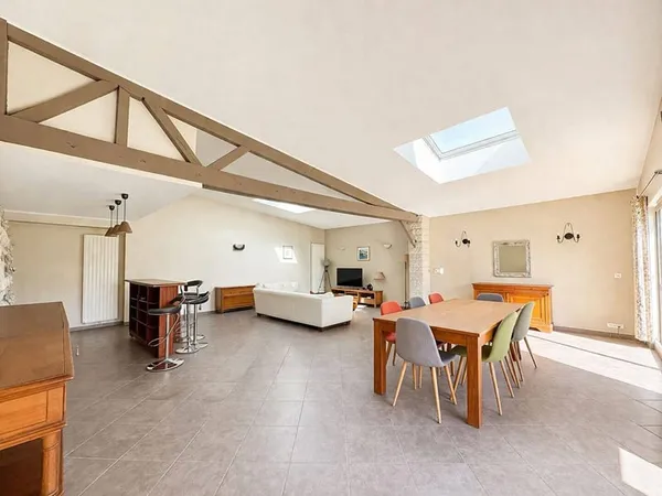 Maison 7 pièces 190 m²