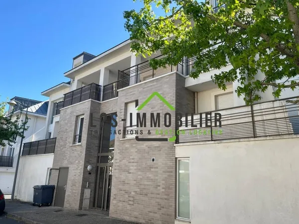 Studio 1 pièce 30 m²