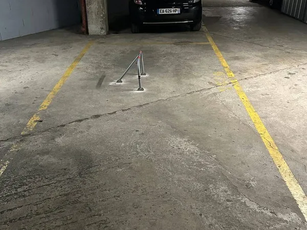 Parking 9 m²