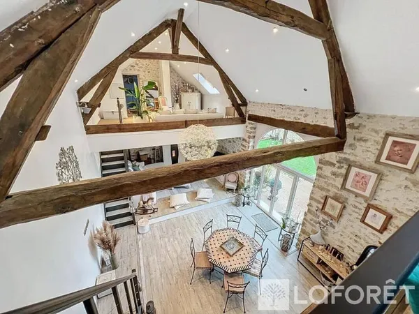 Maison 8 pièces 285 m²
