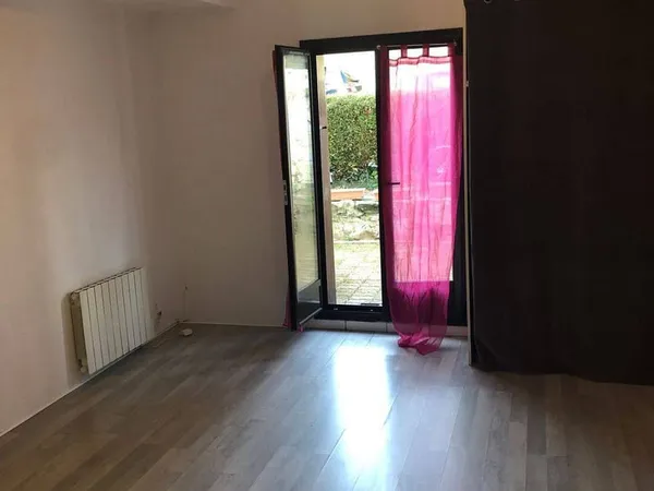 Studio 1 pièce 23 m²