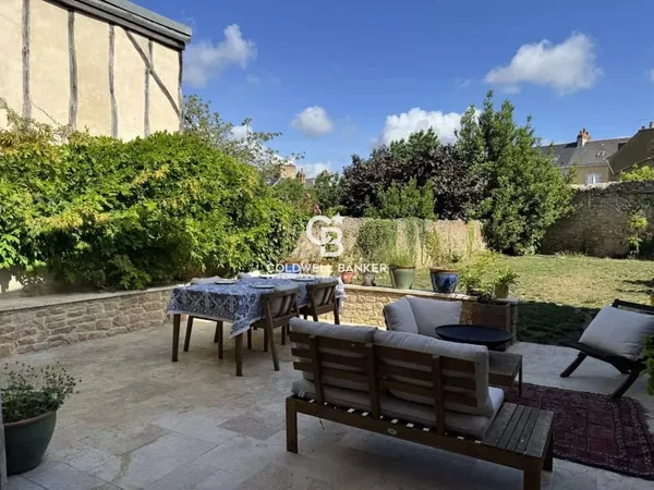 Maison 6 pièces 151 m²