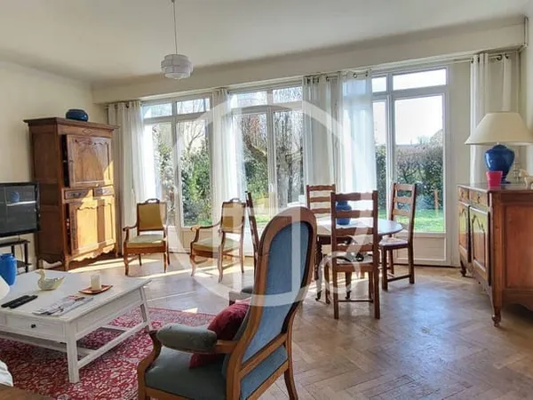 Maison de plain-pied 5 pièces 87 m²