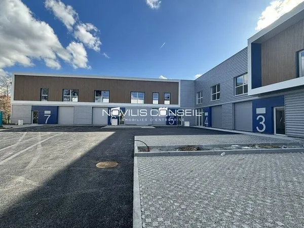 Local d'activité 333 m²
