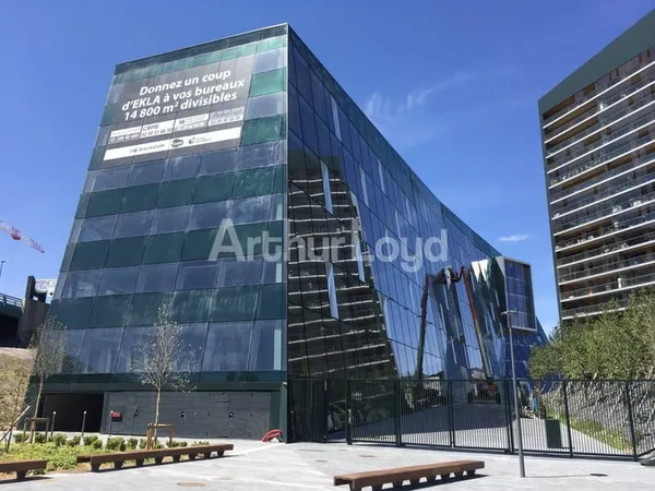 Bureaux 216 m²
