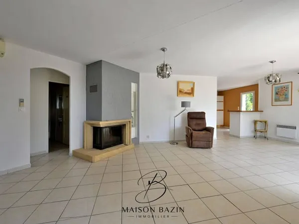Maison de plain-pied 4 pièces 96 m²