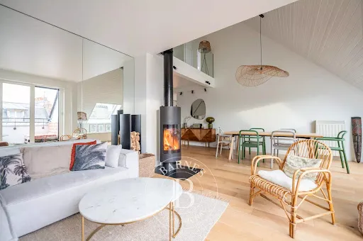 Appartement 6 pièces 138 m²