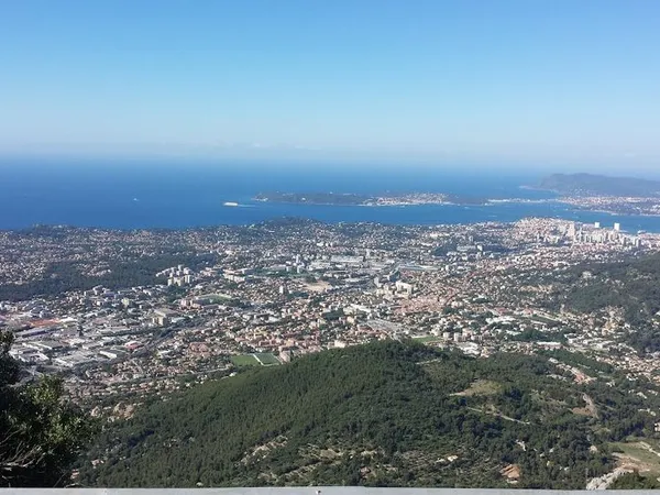 TERRAIN de 4,38 HA VUE MER