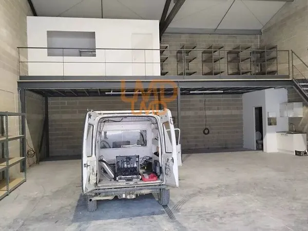entrepôt- garage