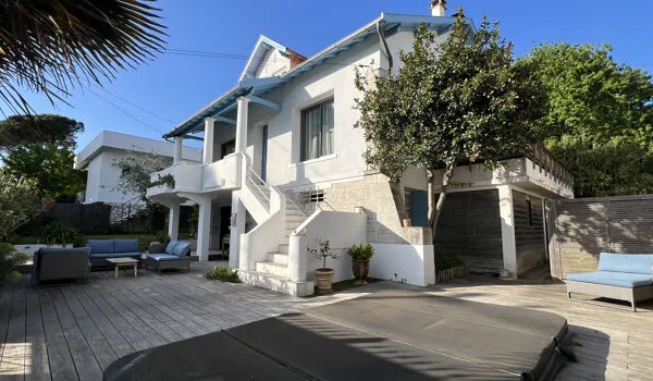 Maison 7 pièces 165 m² 