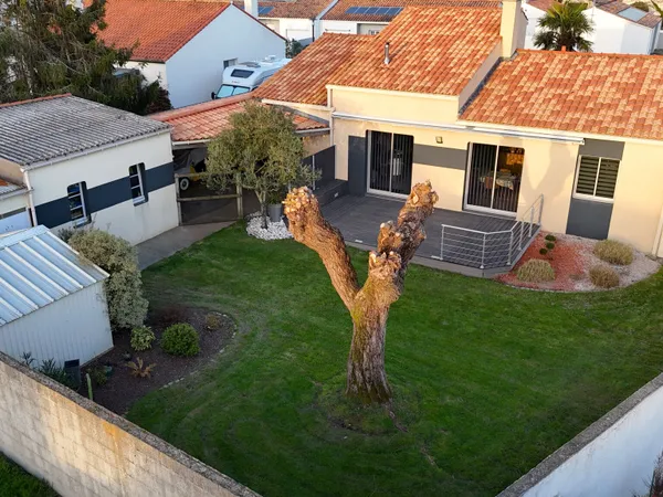 Maison familiale 110m2 COEX 3 chambres, 747m2 de terrain et