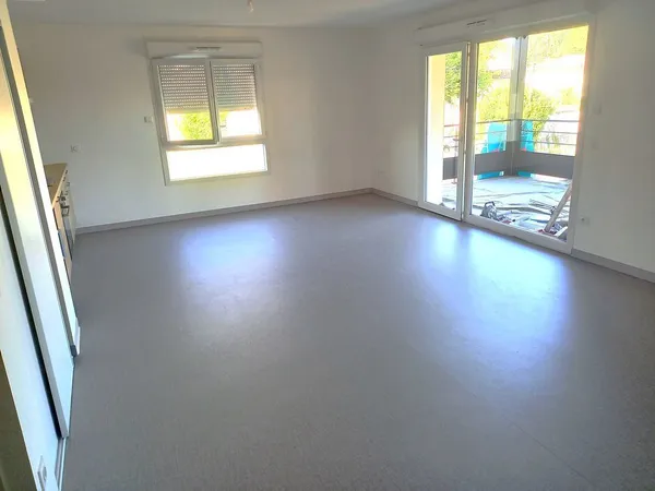 TB T2 ALBI Sud 52m2 Neuf Calme près Commerces écoles, clim 