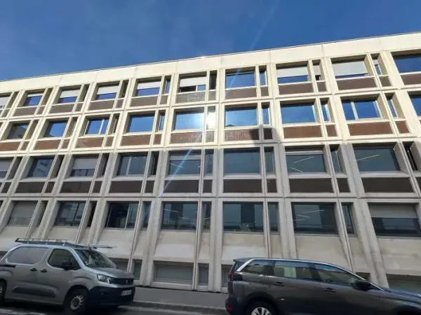 RARE : Bureaux aménagés de 626 m² divisibles à partir de 283 m² A VENDRE