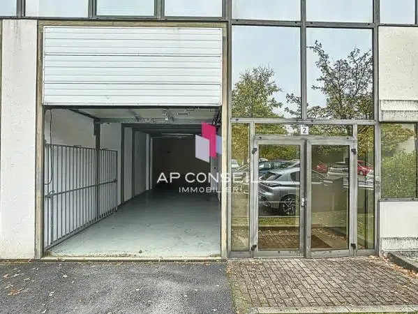 LOCAL MIXTE ACTIVITÉ & BUREAUX A LOUER