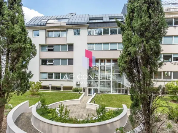 BUREAUX A VENDRE 