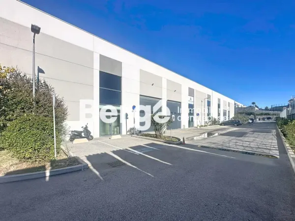 Immobilier Professionnel à louer Mougins