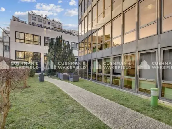 Immeuble de très bon standing - Bureaux à louer de 273 m² - Pont de Neuilly