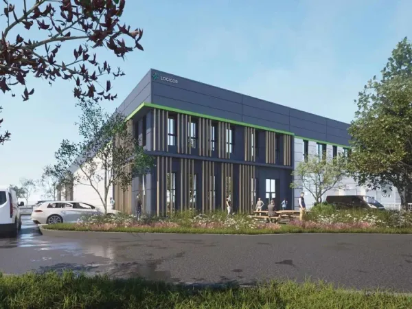 Locaux d'activité à louer à Coignières : bâtiment divisible avec bureaux
