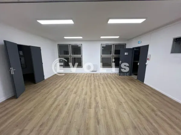 BUREAUX RENOVES A LOUER