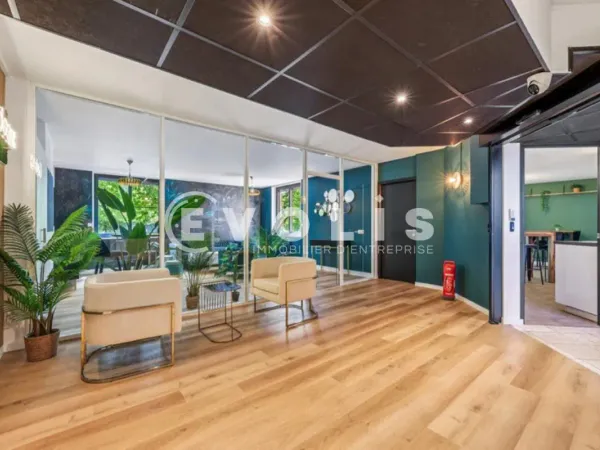 BUREAUX RENOVES