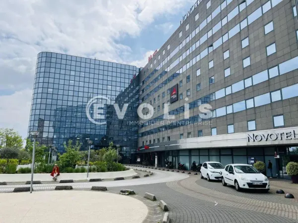 BUREAUX DE STANDING