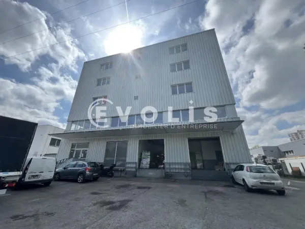 LOCAUX D'ACTIVITES ET BUREAUX A LOUER