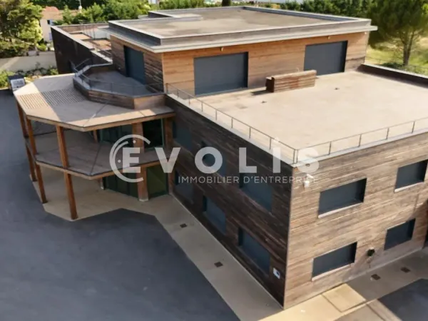 1 683 m² BUREAUX A VENDRE