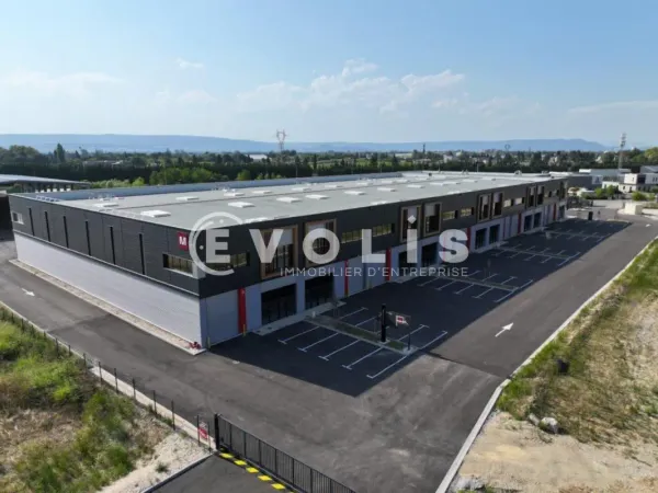 Locaux de 367 m²